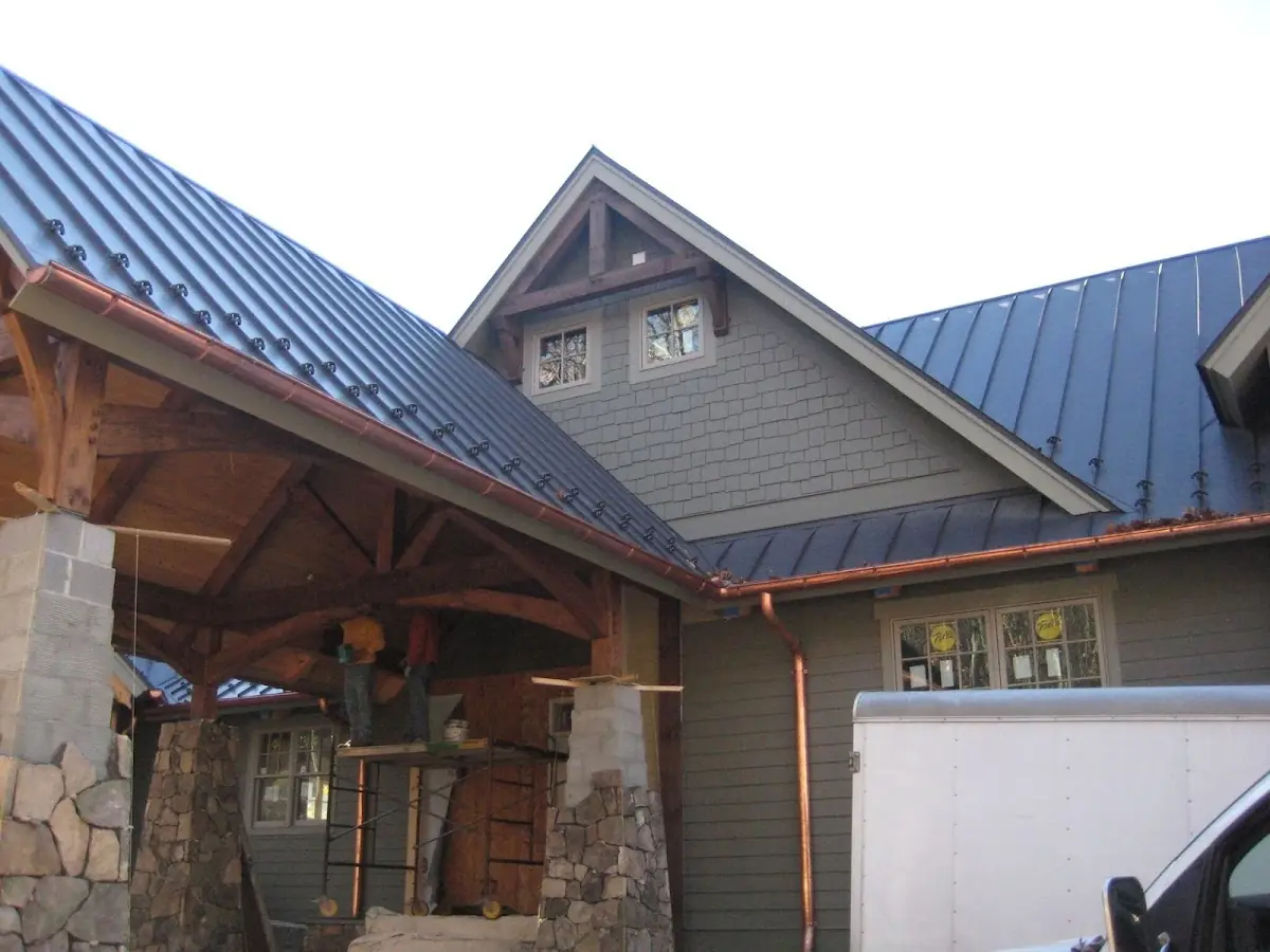 Craftsman Roofing team delivering quality roofing work in Walnut Hill